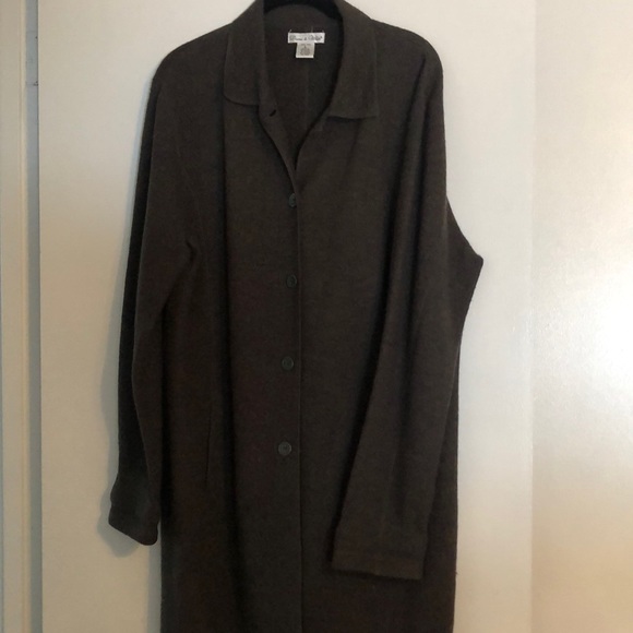 deane and white wool coat